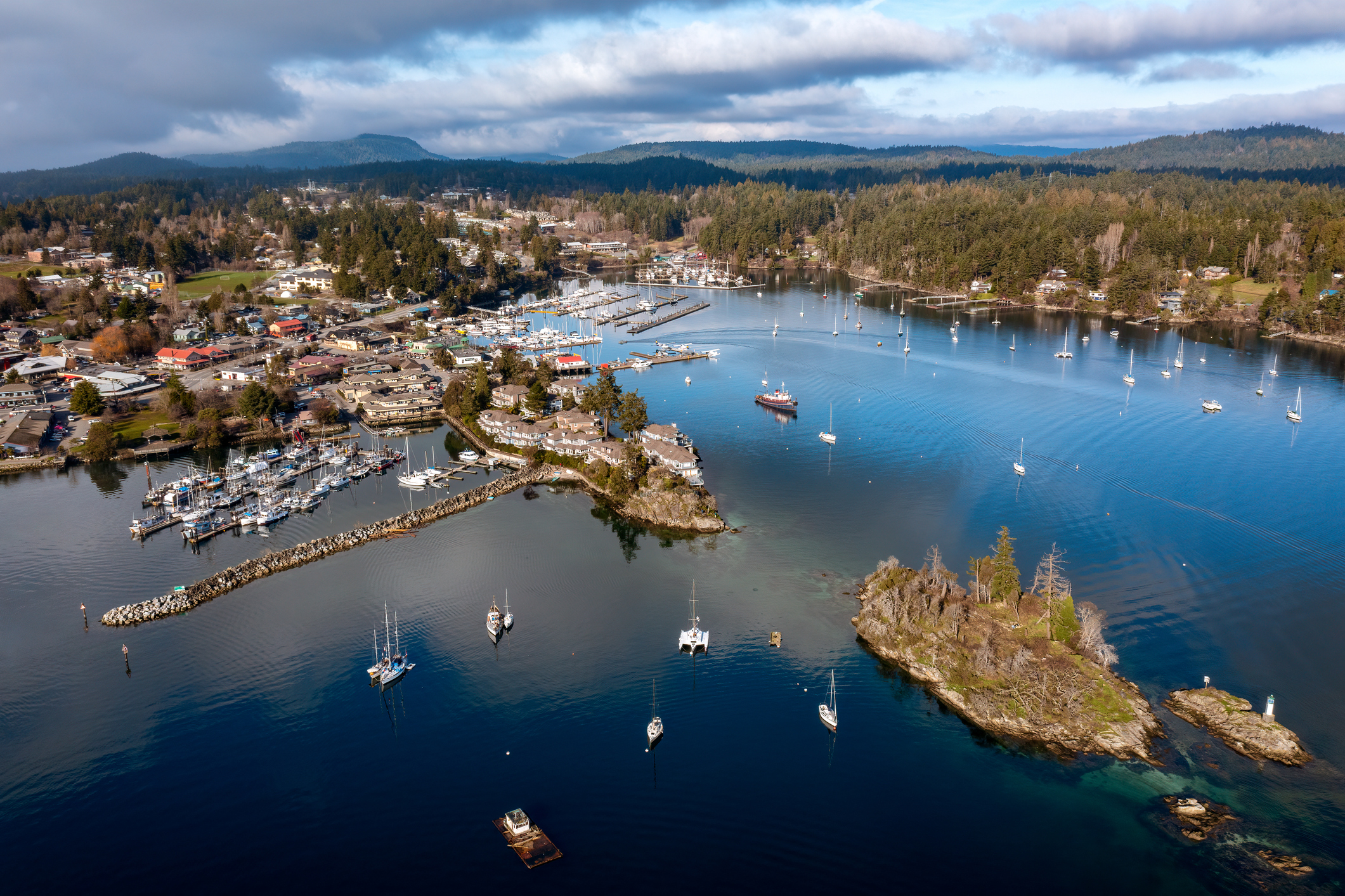 Salt Spring Island – Art, Farms & Ferry Views